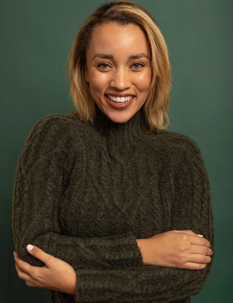 Glimmera Cloth Shop 36 Glimmera Cloth Shop -Glimmera Cloth Shop 216304AA DPDH HOLIDAY 2262 768x998 1